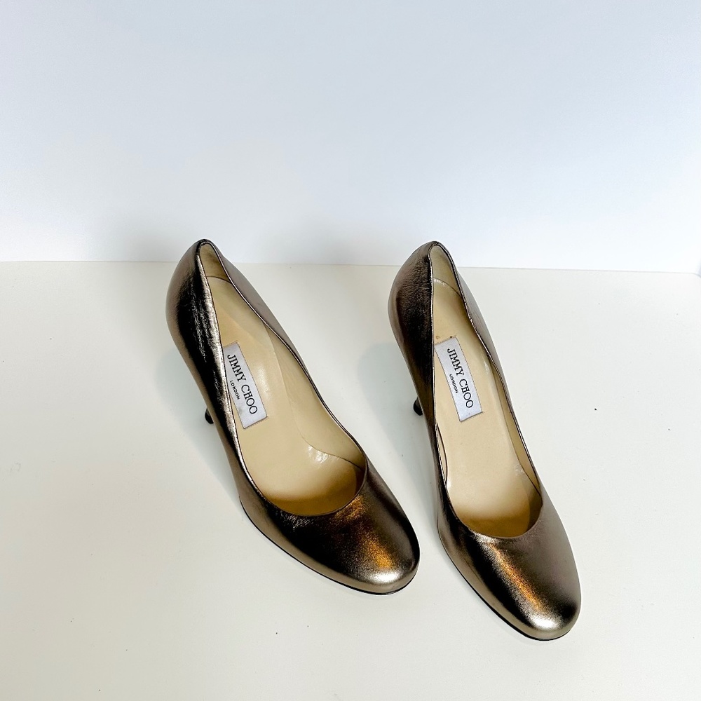 Jimmy Choo Round Toe Pumps 39 EU/9 US